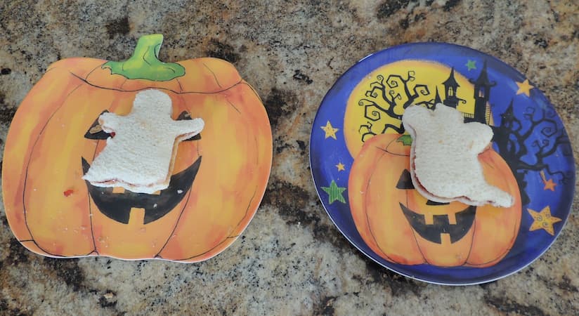 Peanut Butter and Jelly Ghosts recipe.