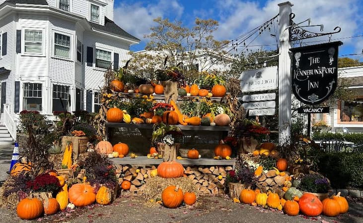 Pumpkin display at Kennebunkport
